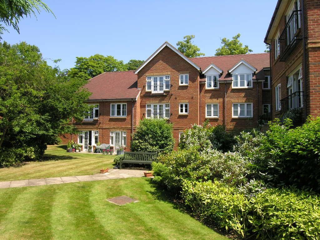 Property photo 2 of 15 Pegasus Rear 09.Jpg