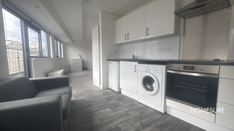 Property photo 1 of 7 Kitchen