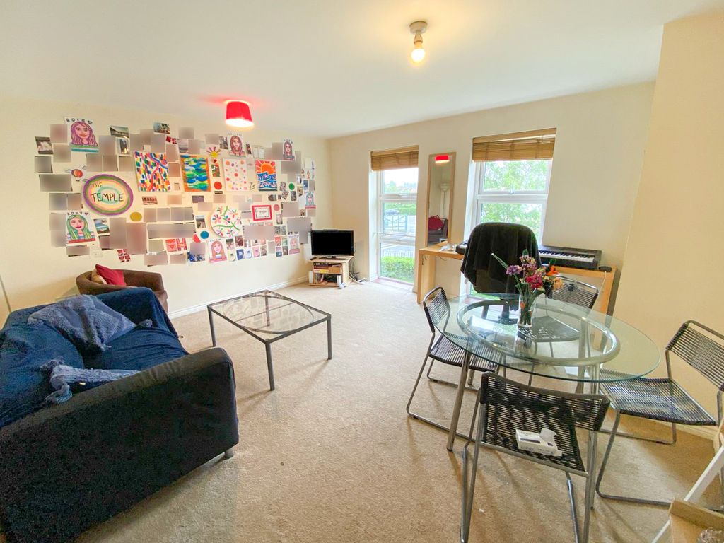 Property photo 1 of 14 Img_3993_8_Original