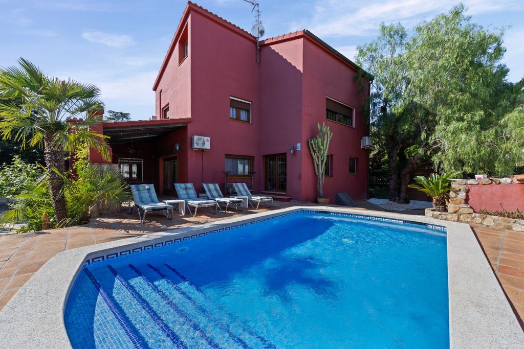 Property photo 1 of 55