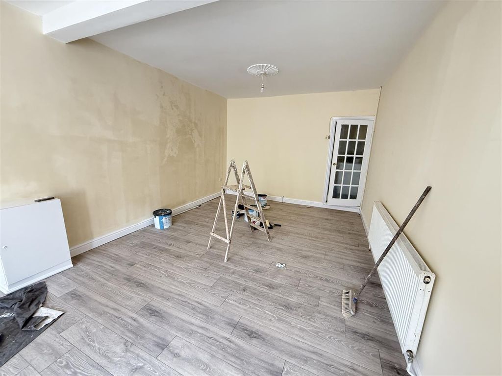 Property photo 3 of 10 Photo 08-04-2025, 2 24 30 Pm.Jpg