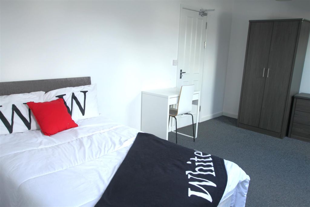 Property photo 2 of 12 2.Jpg