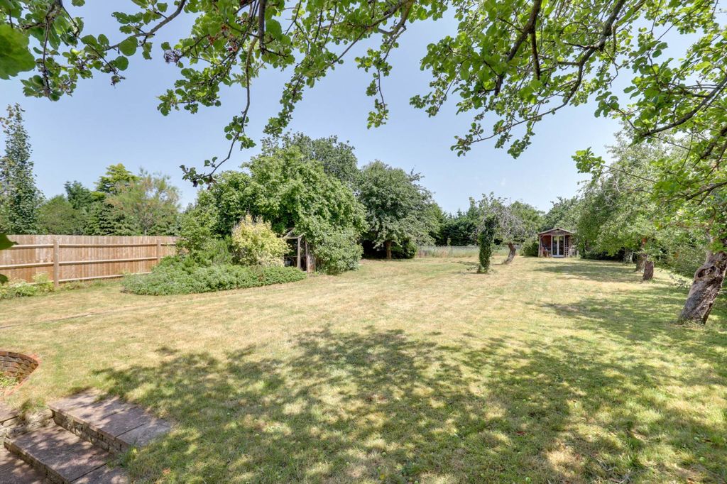 Property photo 2 of 29