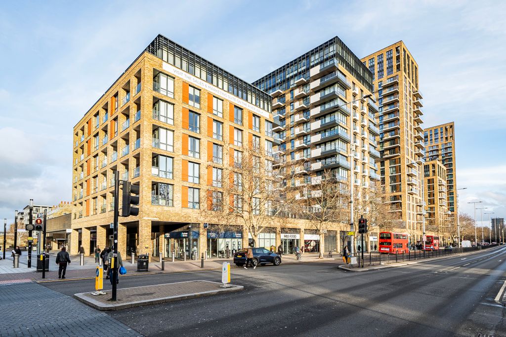 Property photo 2 of 18 1400920-1-696A62E503Dcb