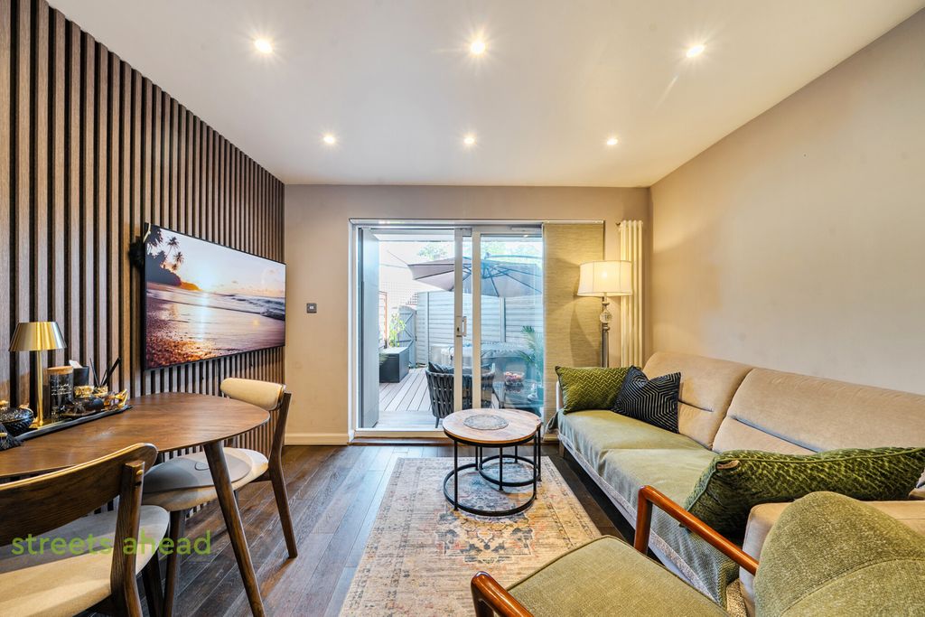 Property photo 3 of 18 7448629d-6Df6-4B5...