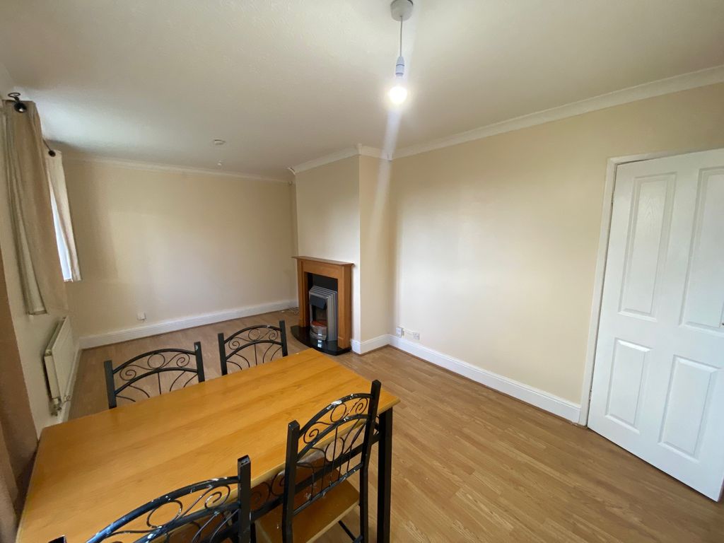 Property photo 2 of 8 Image