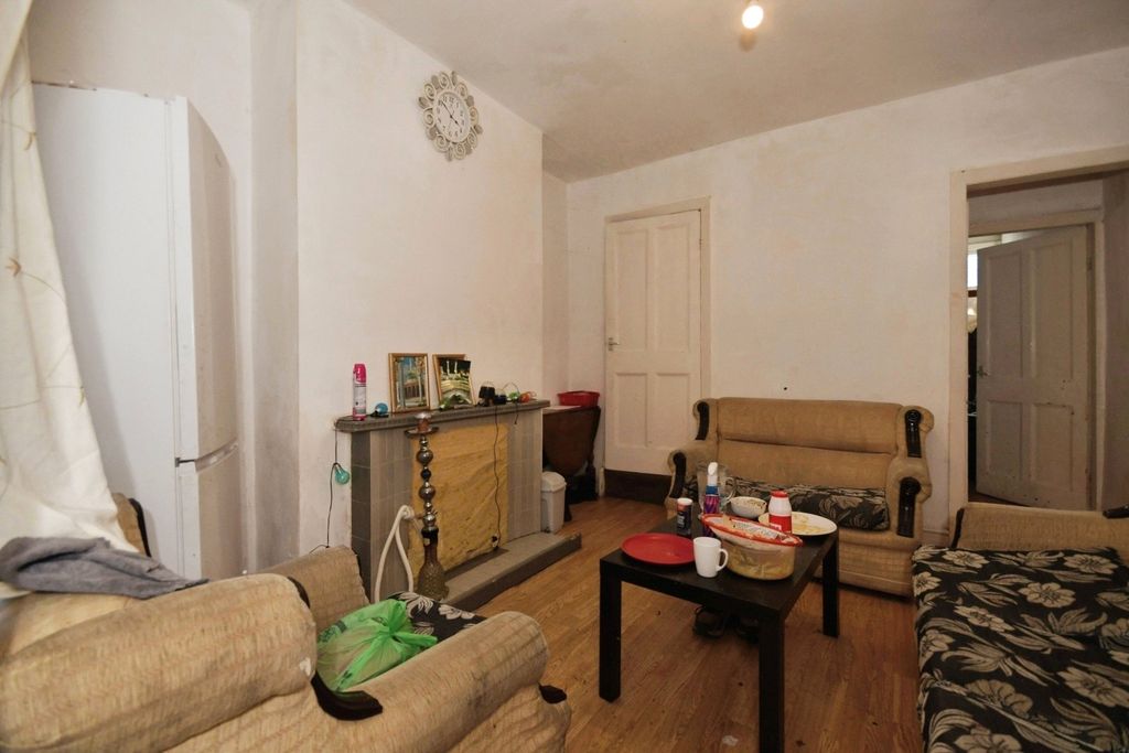 Property photo 2 of 14 Picture No. 22