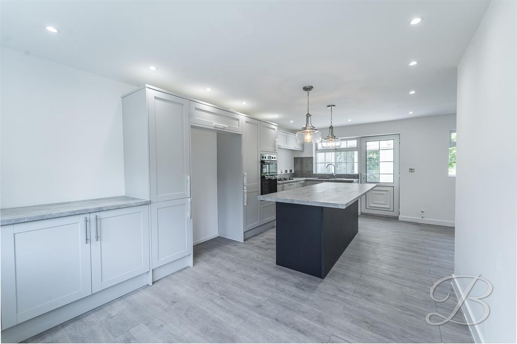 Property photo 3 of 35 CC25.Jpg