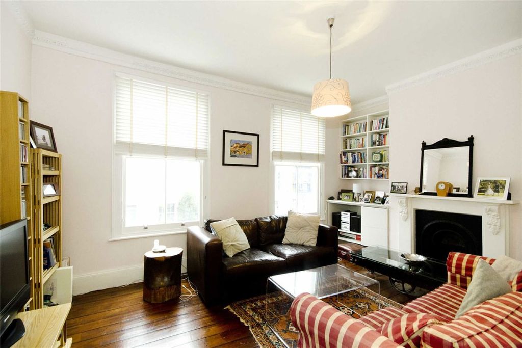 Property photo 2 of 10