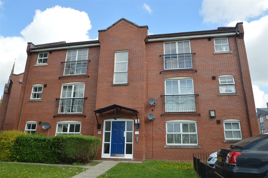 Property photo 1 of 8