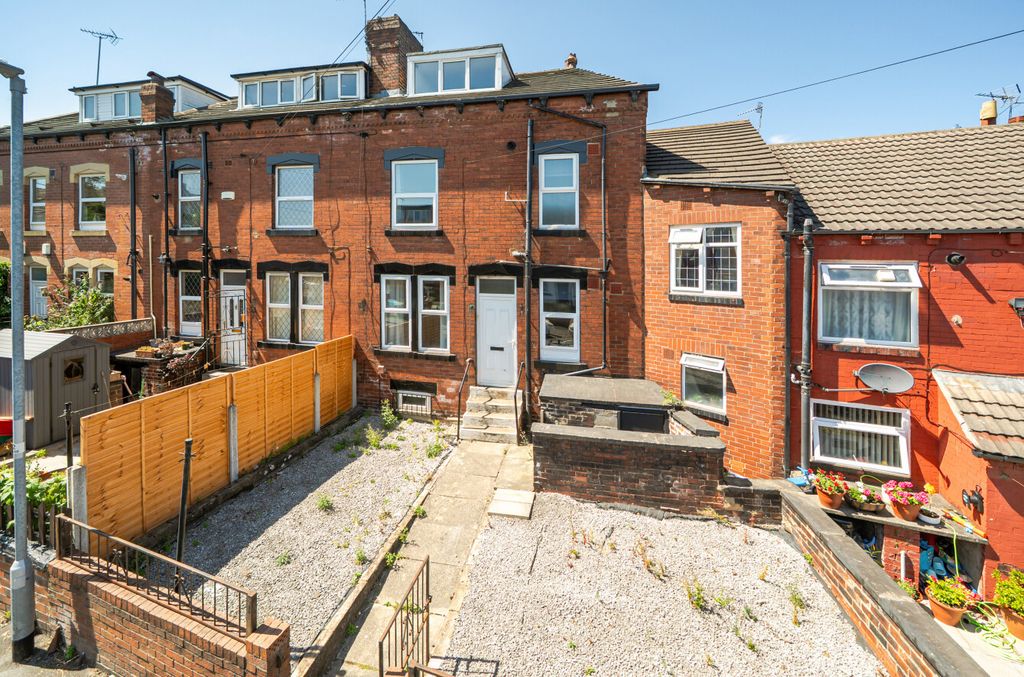 Property photo 1 of 19 1493402-18-6A54F8...