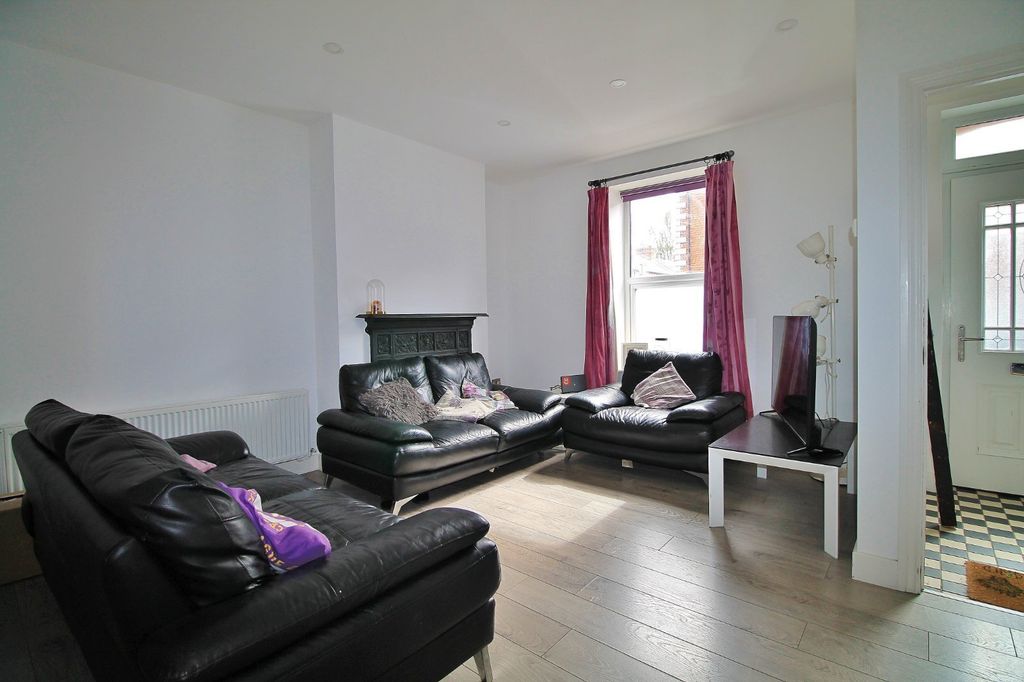 Property photo 2 of 17 Picture No. 02
