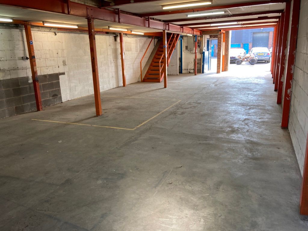 Property photo 3 of 5 Ground Floor
