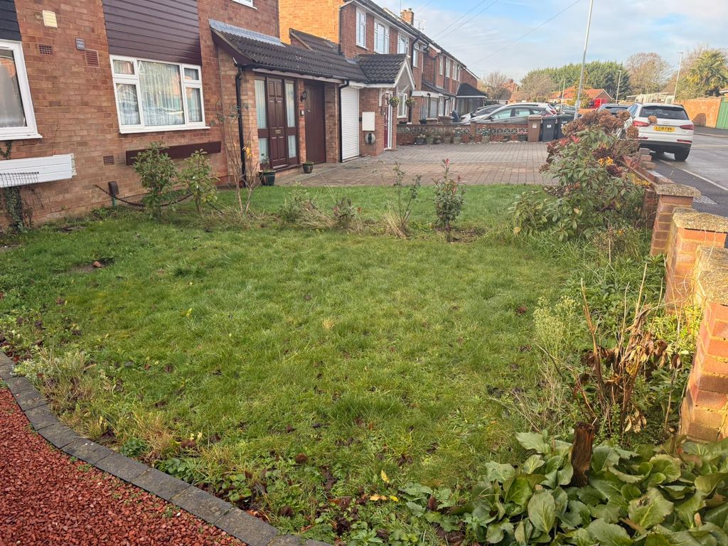 Property photo 2 of 23