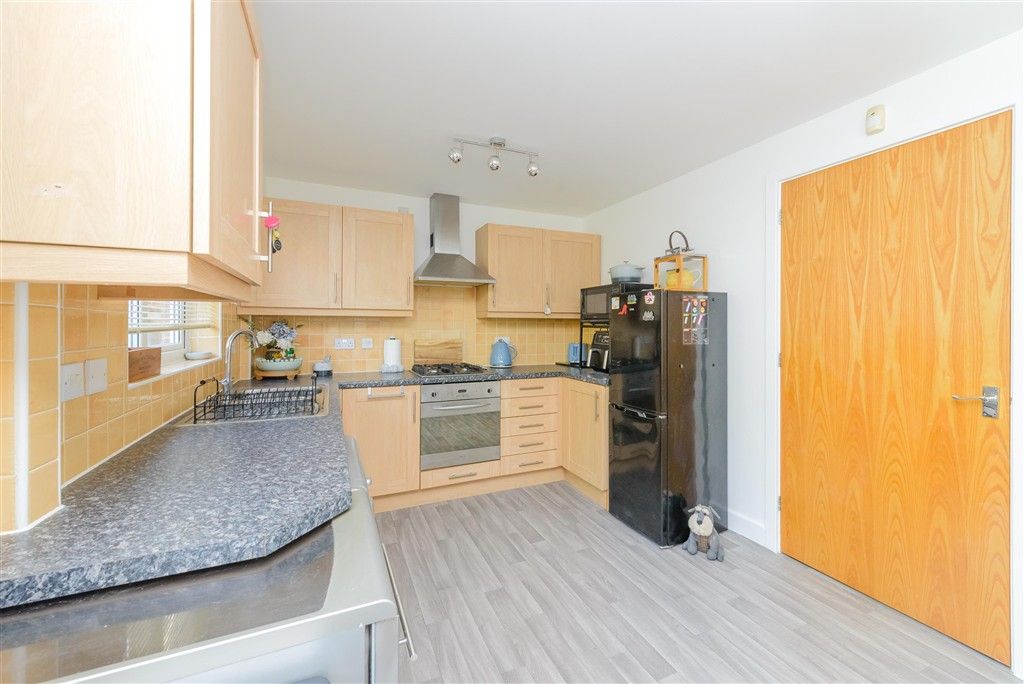 Property photo 3 of 11 Kitchen/Diner