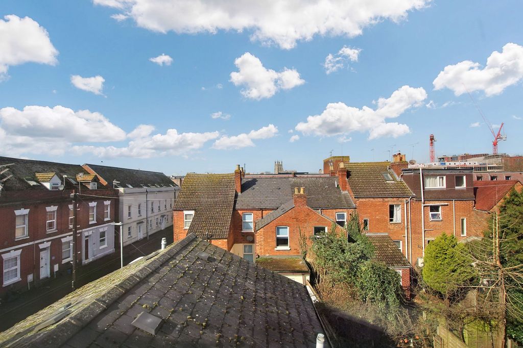 Property photo 3 of 12 Photo 10