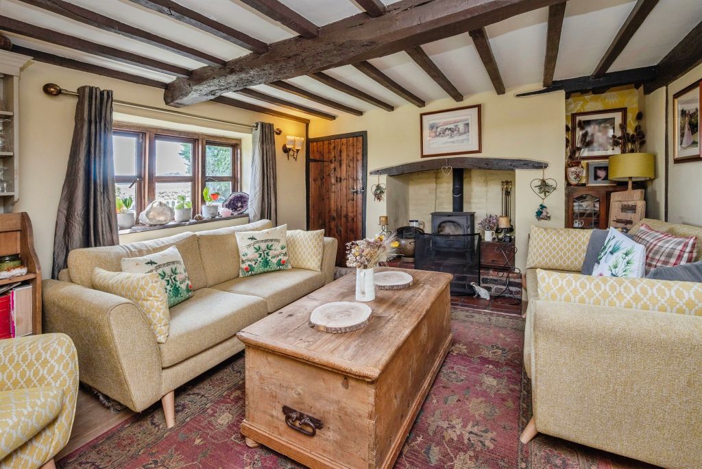 Property photo 3 of 17