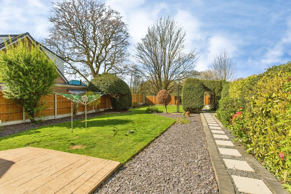 Additional image 18 of 3 bed bungalow for saleSt. Andrews Close, Leyland, Lancashire PR25