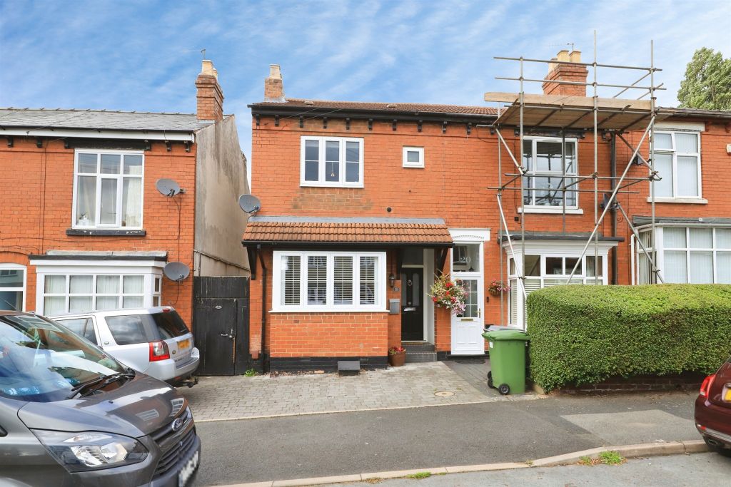 Property photo 1 of 18