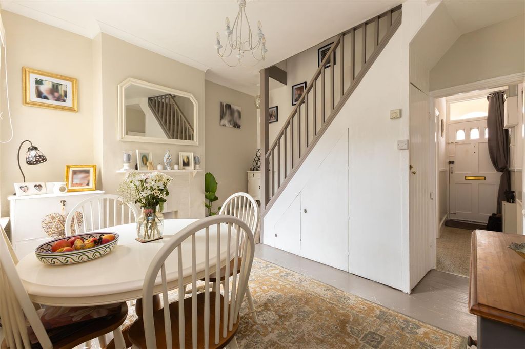 Property photo 2 of 18 Dining Room