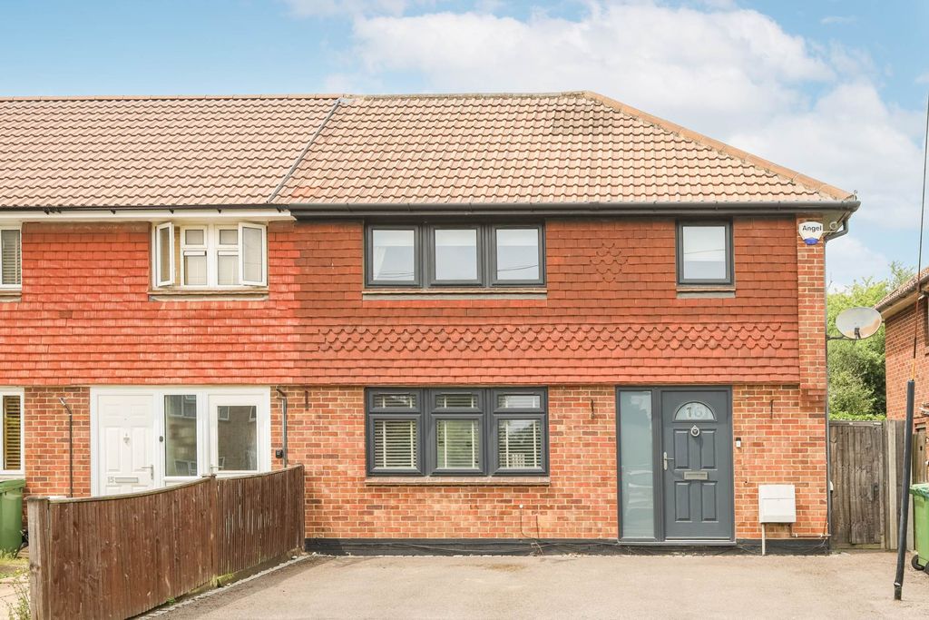 Property photo 1 of 24