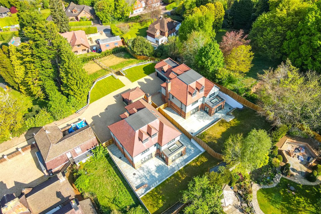 Property photo 1 of 17 Picture No. 22