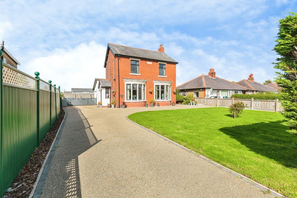 Property photo 1 of 21 Pbox-Img.Jpg