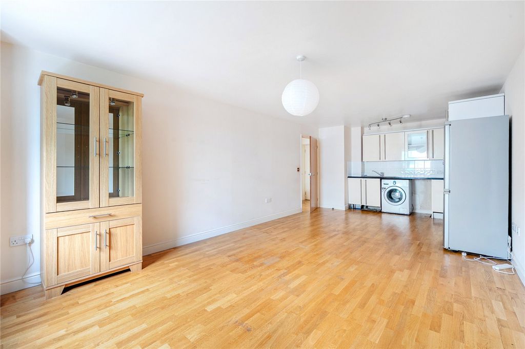 Property photo 3 of 10 Picture No. 07