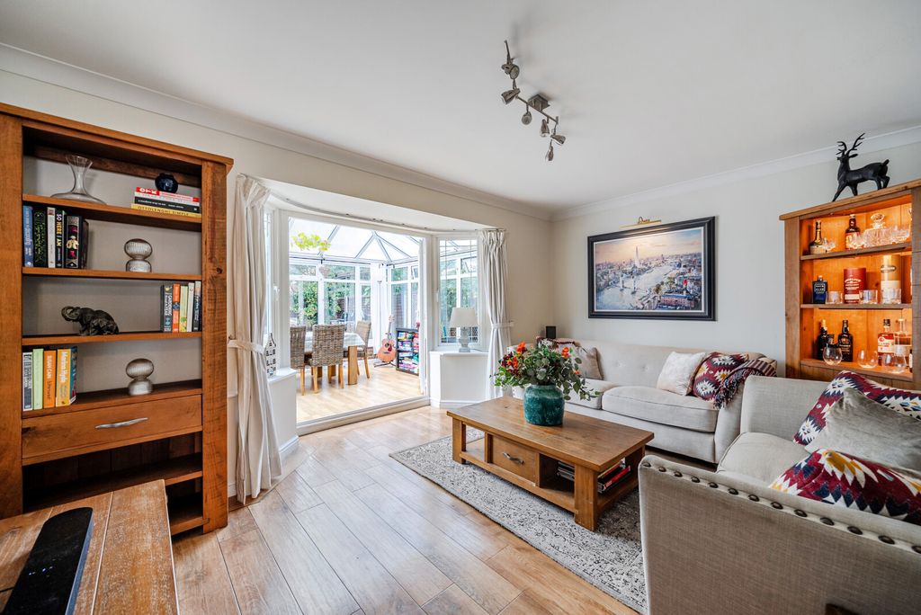 Property photo 2 of 22 1515461-7-1A0A0Ea...