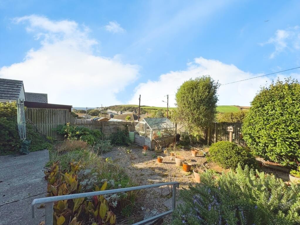 Property photo 3 of 20 4852003