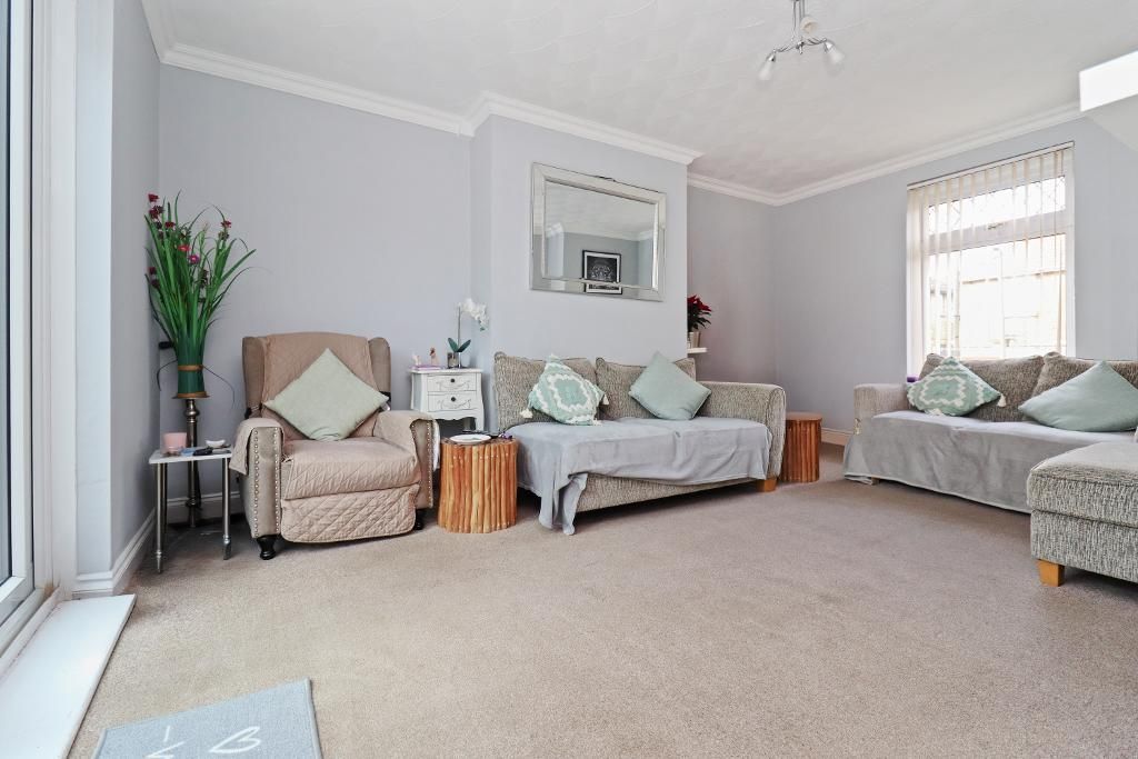 Property photo 3 of 14 Photo 3