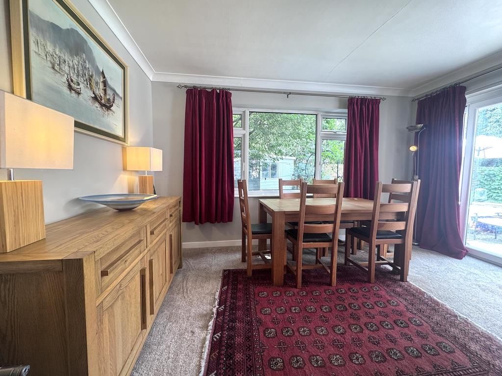 Property photo 3 of 22 11 - Dining Room.Jpg