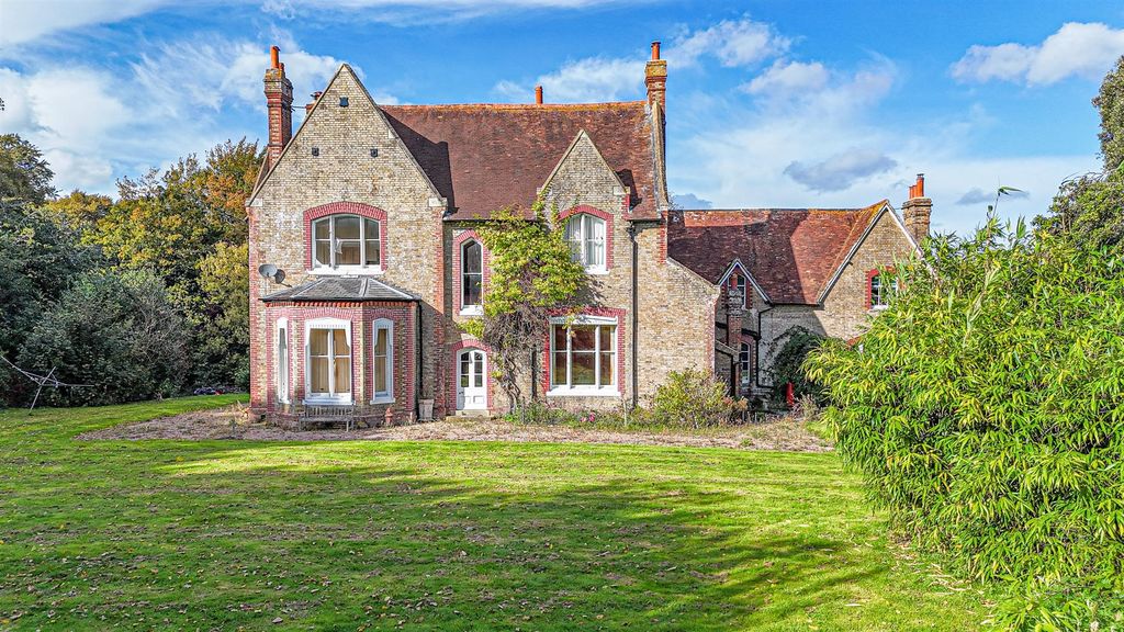 Property photo 2 of 64 Dji_20251004145128_0324_D_Alto.Jpg