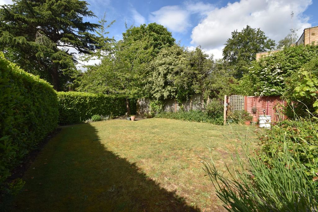 Property photo 2 of 10