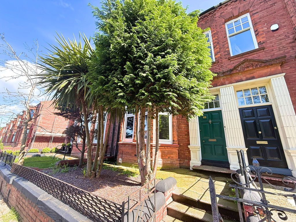 Property photo 1 of 11 Front External