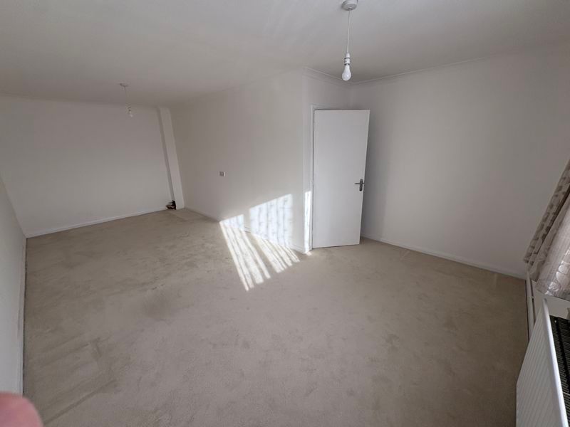 Property photo 3 of 11 Photo 1