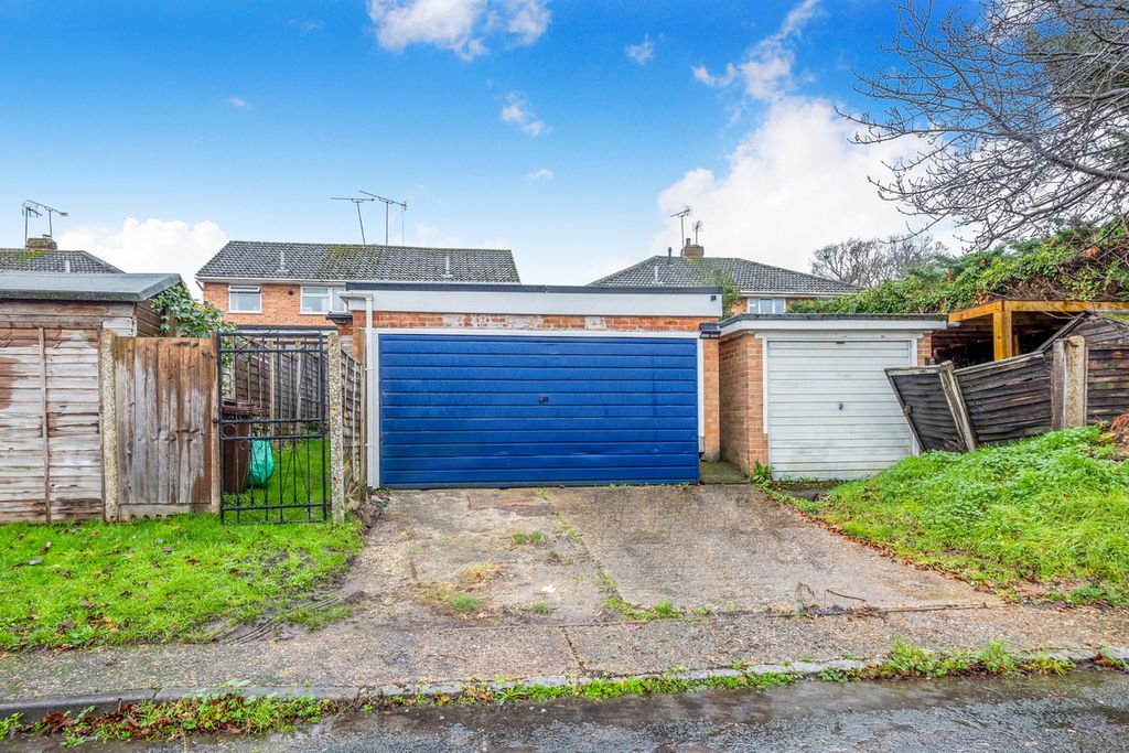 Property photo 2 of 14