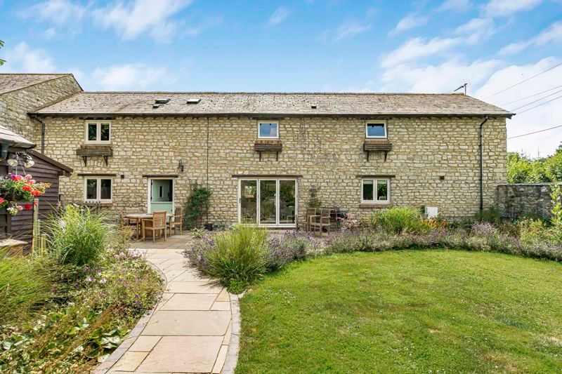 Property photo 1 of 35 Photo 45