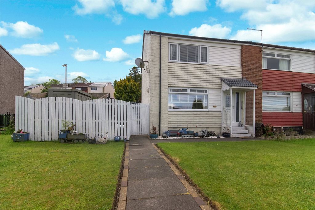 Property photo 1 of 12 External