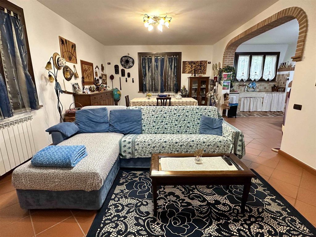 Property photo 1 of 30