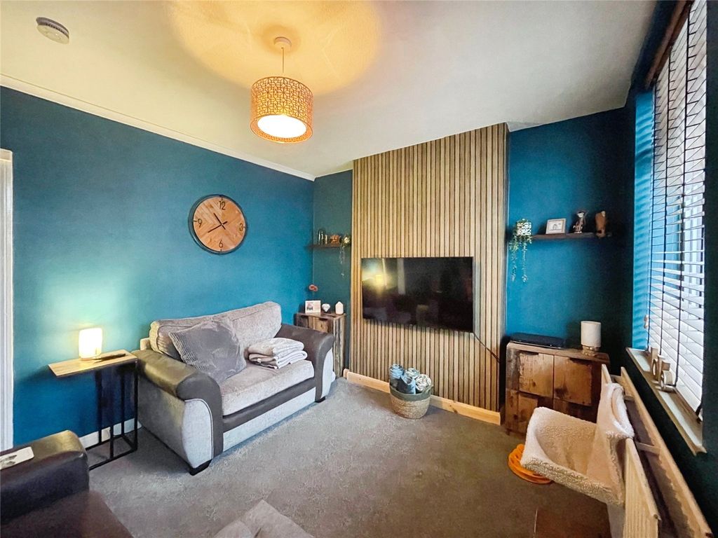 Property photo 2 of 14 Picture No. 02