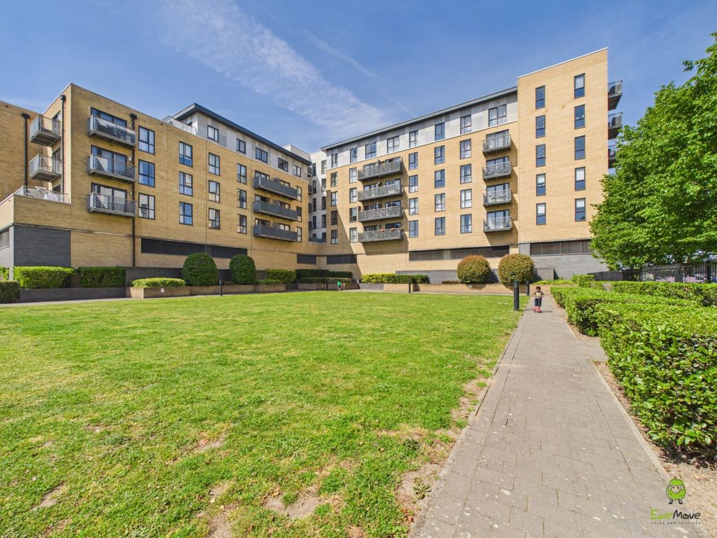 Property photo 1 of 14 Presented By Kevin At Ewemove Abbey Wood And Belve