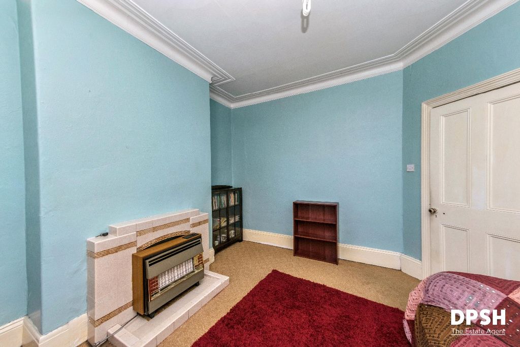 Property photo 3 of 24