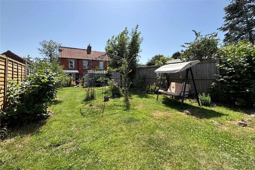 Property photo 2 of 23 Picture No. 19
