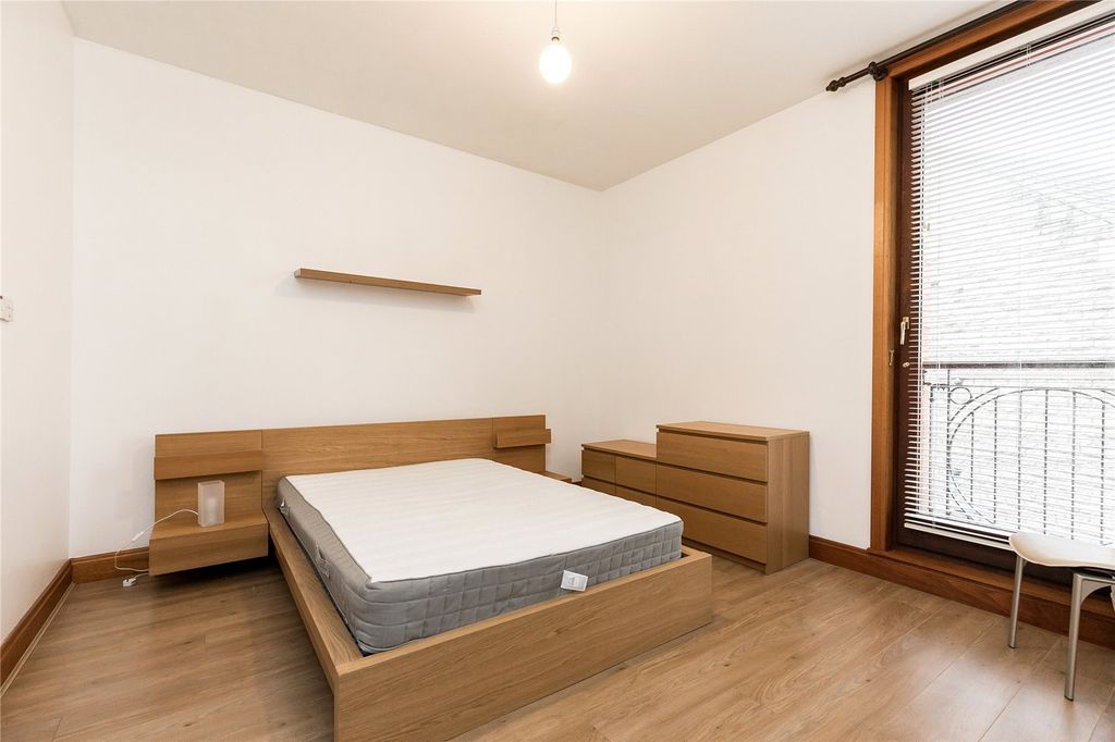 Property photo 2 of 9 Photo 2