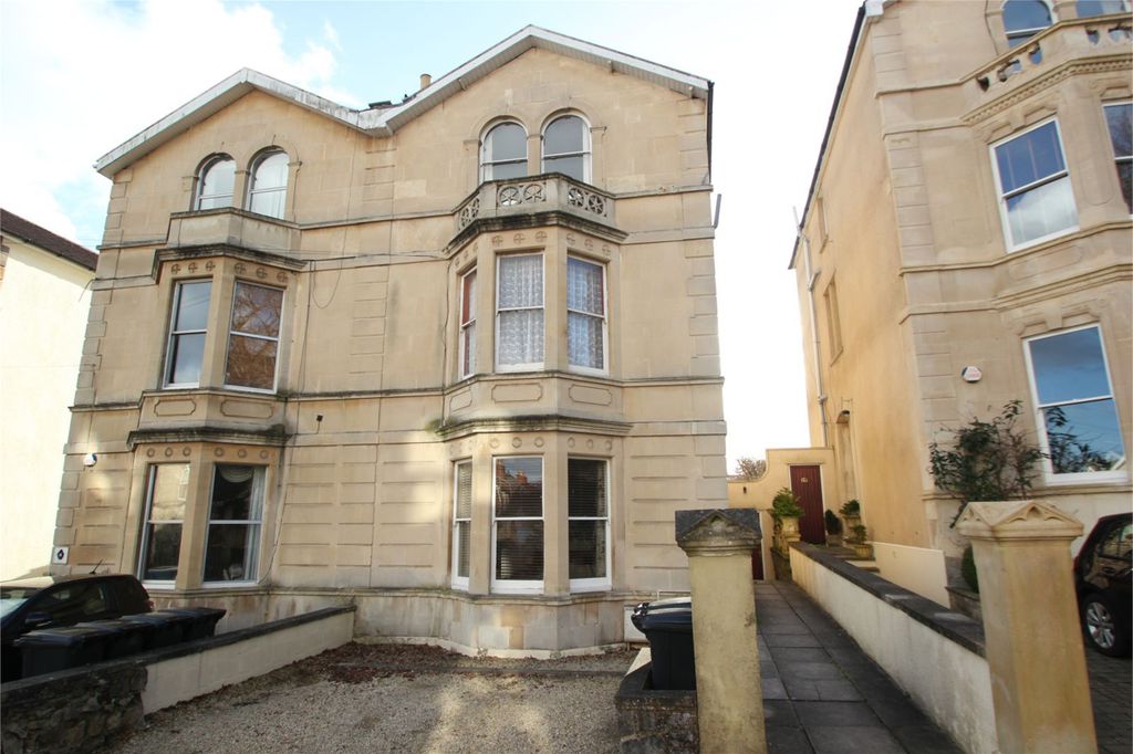 Property photo 1 of 7 Photograph 1