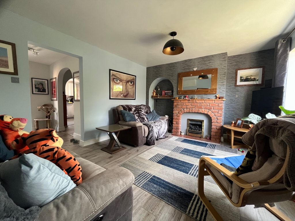Property photo 3 of 14 Picture No. 06