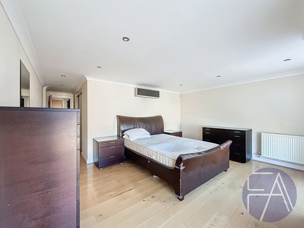 Additional image 7 of 3 bed flat for saleMarine Gate Mansions, Promenade, Southport PR9