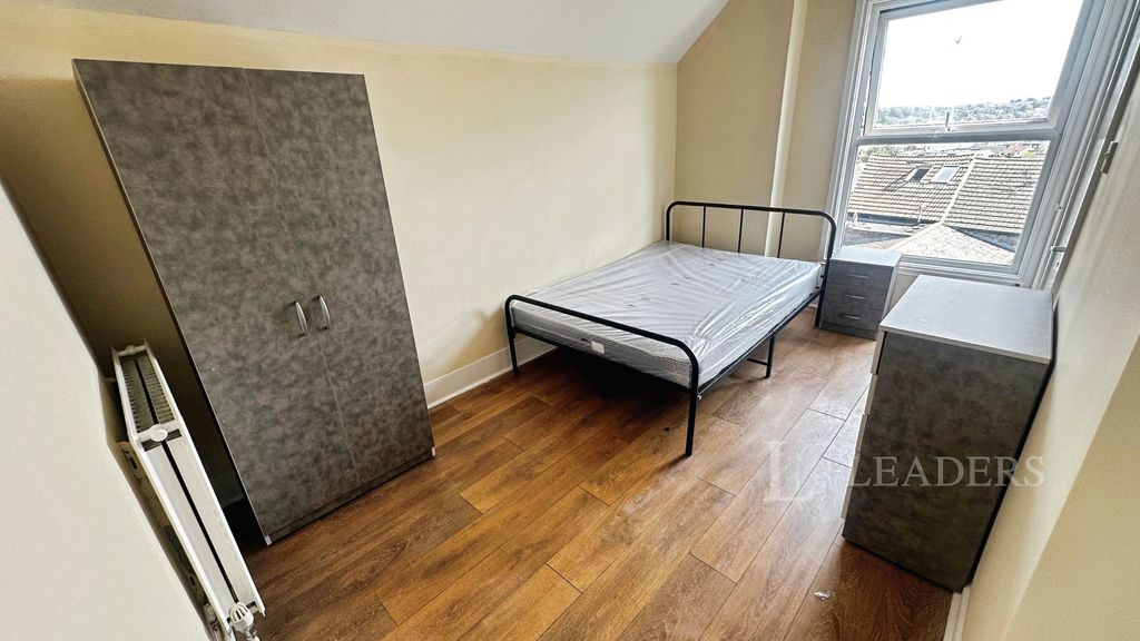 Property photo 2 of 15 2