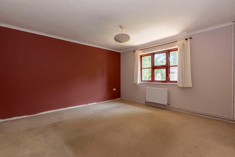 Property photo 3 of 15 Photo 4